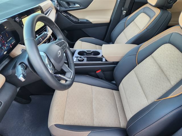 New 2026 Chevrolet Equinox ACTIV w/ Convenience Package III AWD/4WD image 10