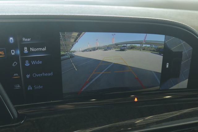 Certified 2022 Cadillac Escalade ESV Premium Luxury image 19