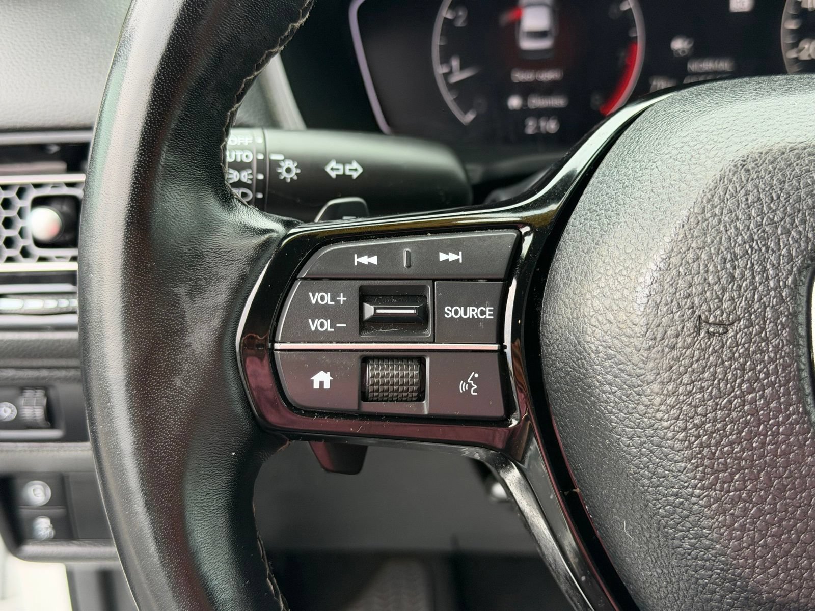 Used 2024 Honda Civic Sport image 17