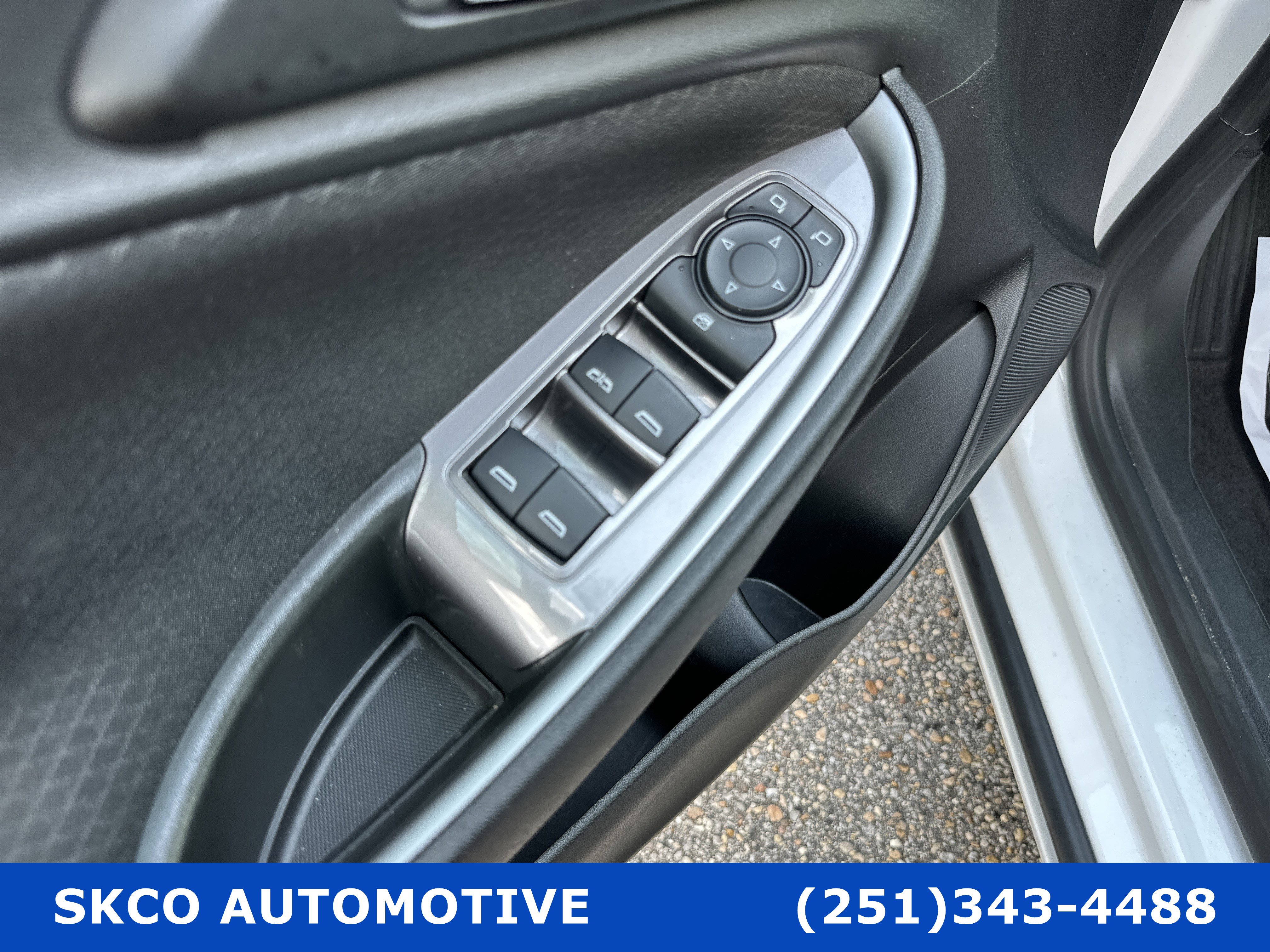 Used 2024 Chevrolet Malibu LT image 21