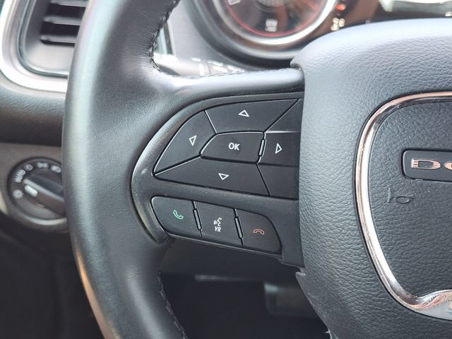 Used 2018 Dodge Challenger SXT RWD image 28