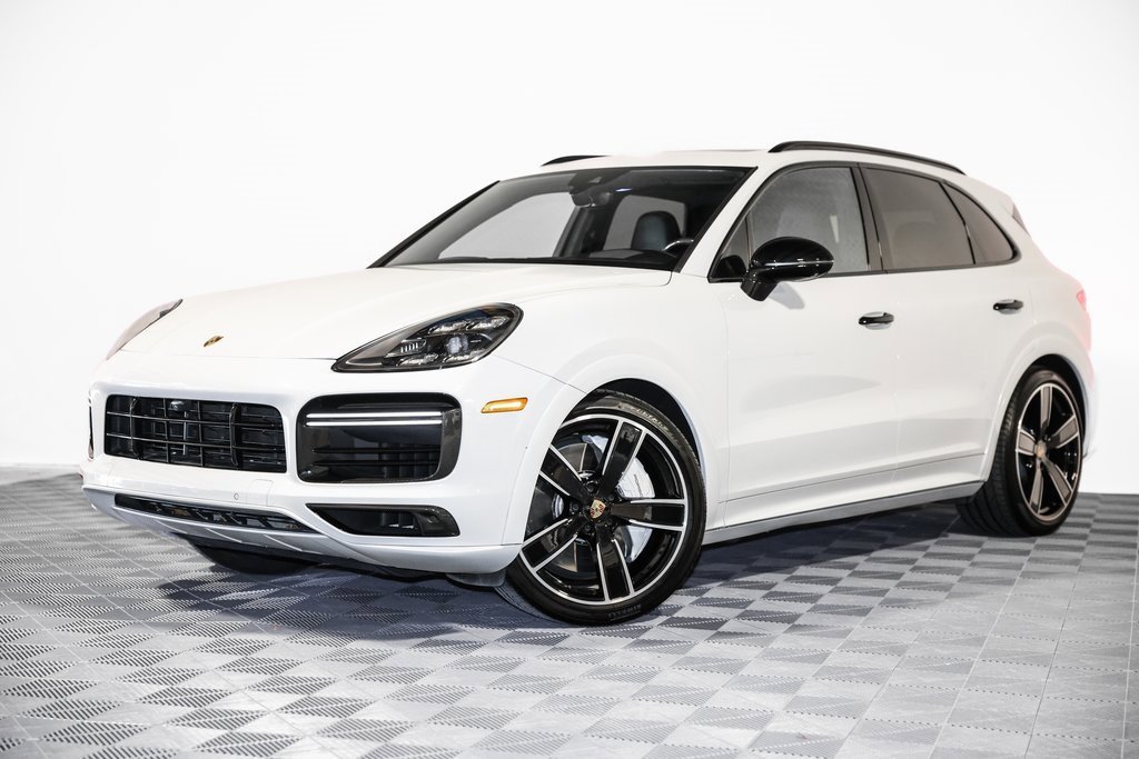 Used 2019 Porsche Cayenne Turbo image 9