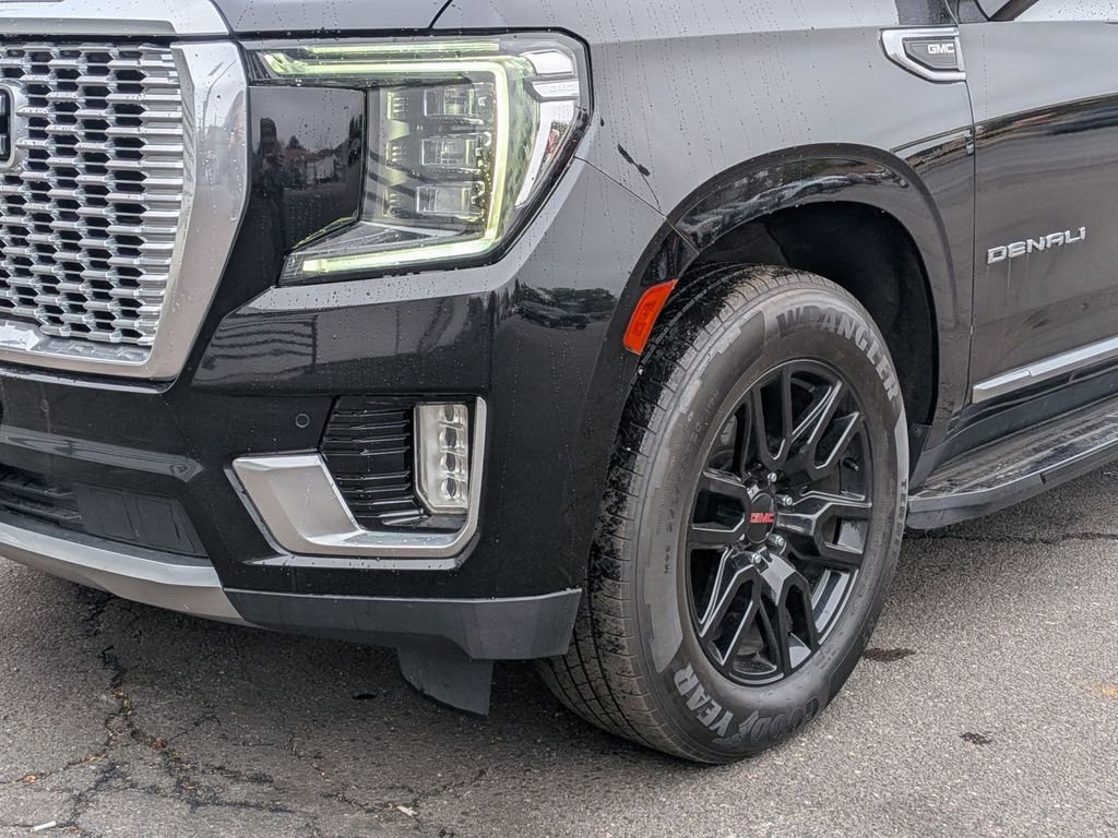 Used 2021 GMC Yukon XL Denali AWD/4WD image 8