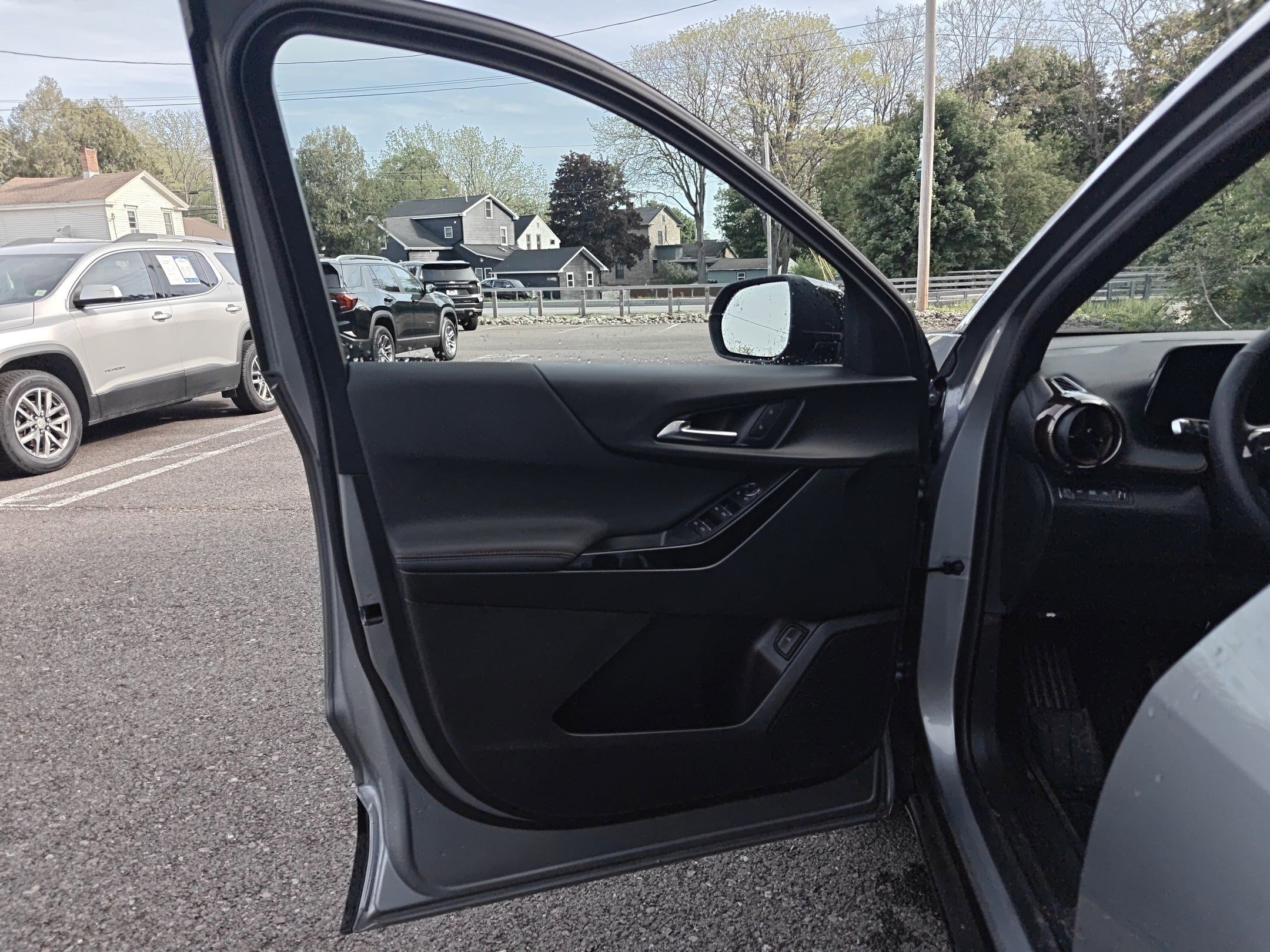 Certified 2026 Chevrolet Equinox RS w/ LPO, Floor Liner Package AWD/4WD image 21