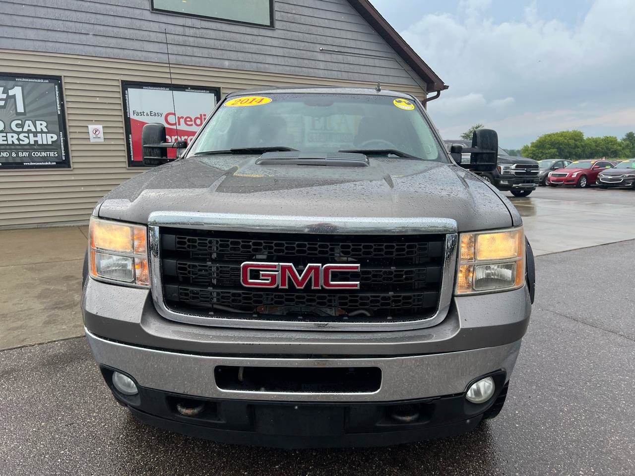 Used 2014 GMC Sierra 3500 SLT AWD/4WD image 2