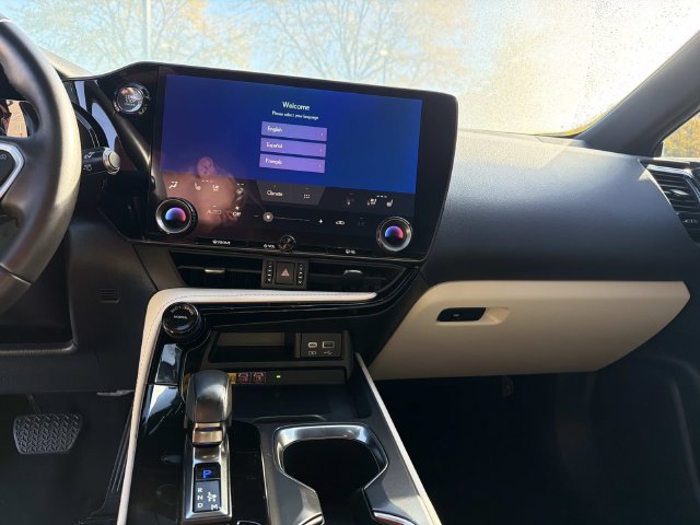 Used 2024 Lexus NX 350 AWD image 17
