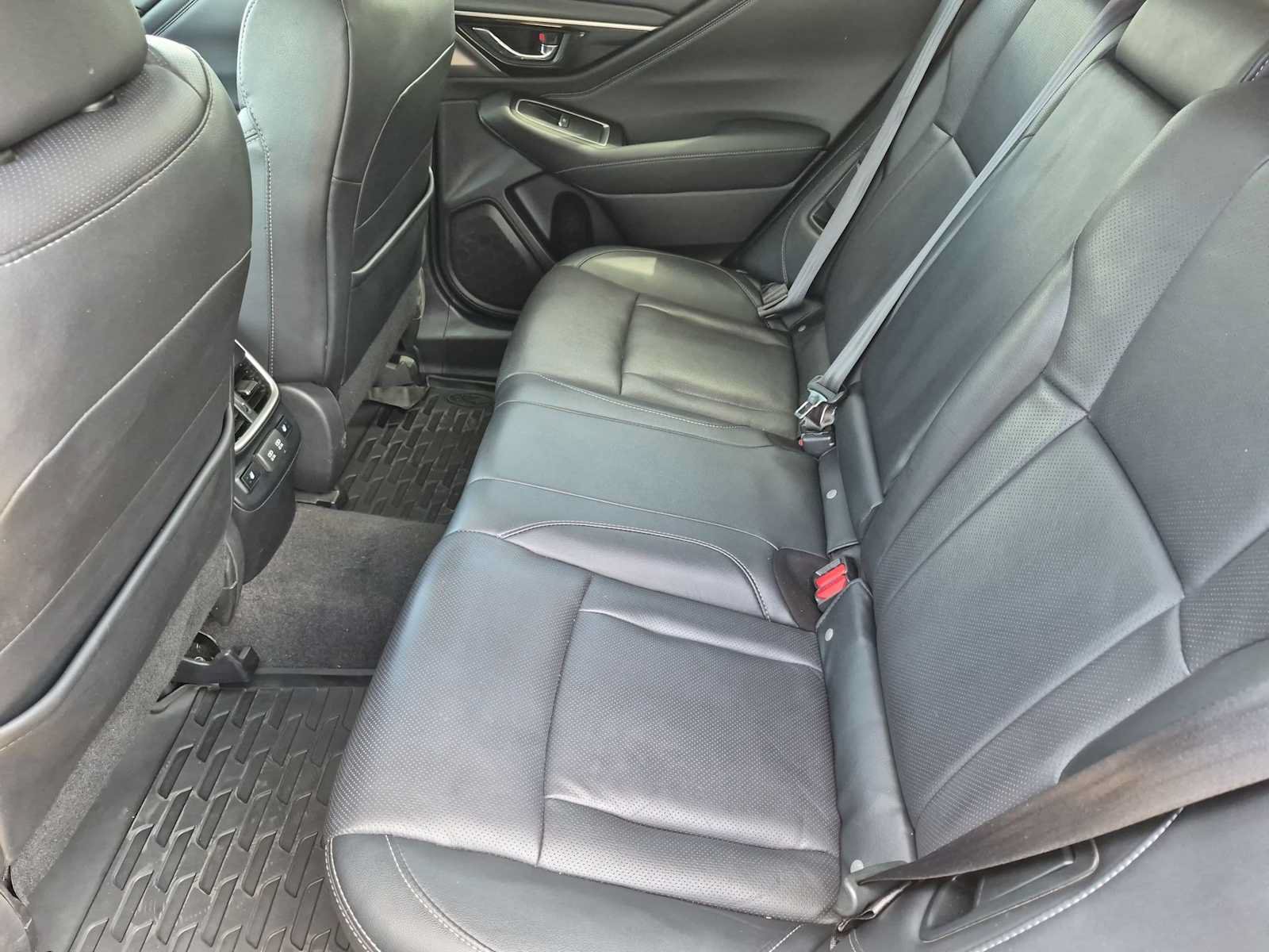 Used 2021 Subaru Outback Limited w/ Popular Package #2 AWD/4WD image 28