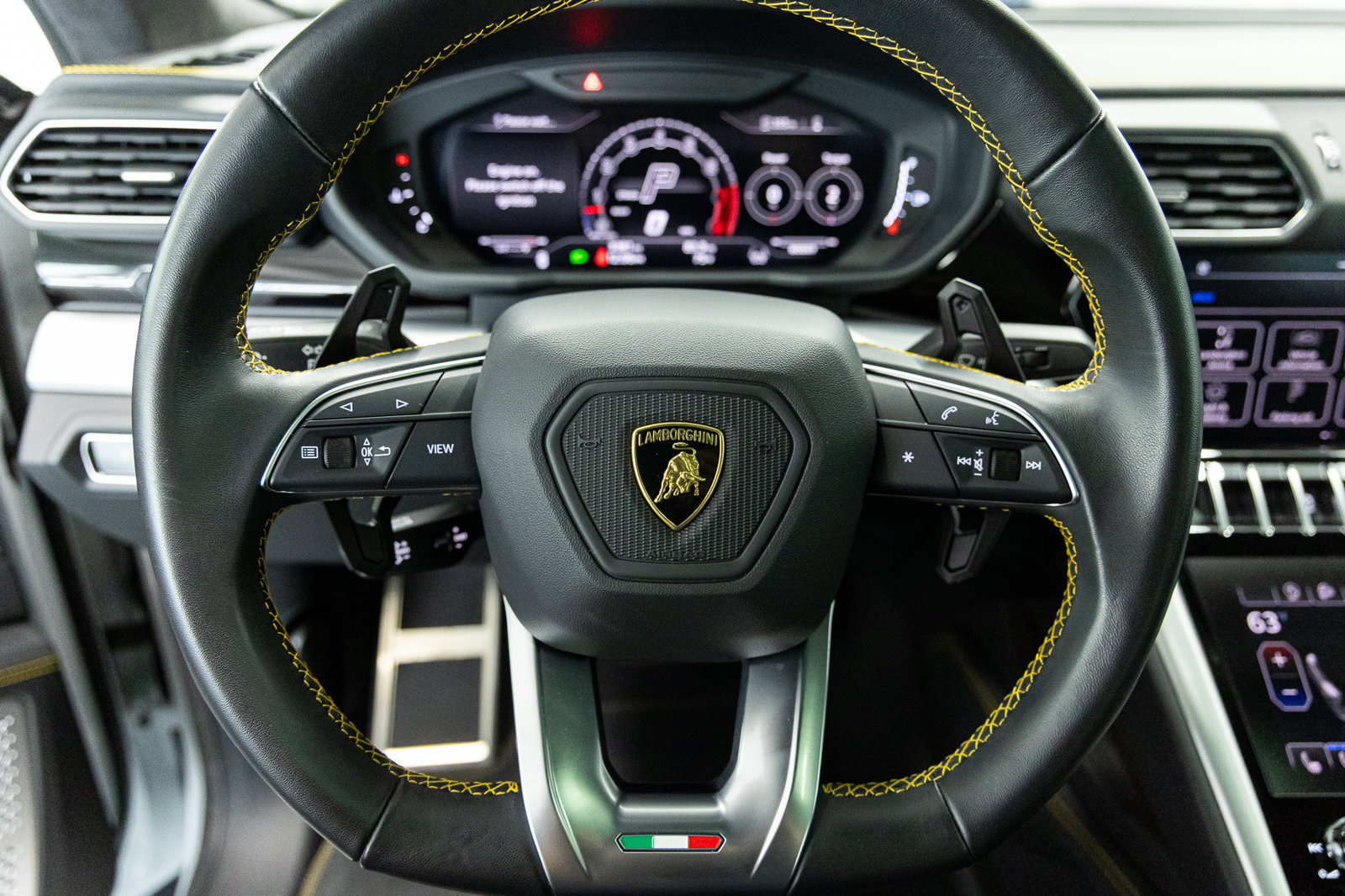 Used 2024 Lamborghini Urus S AWD/4WD image 28