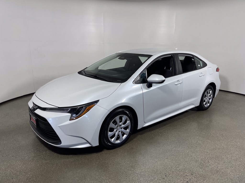 Used 2025 Toyota Corolla LE FWD image 7