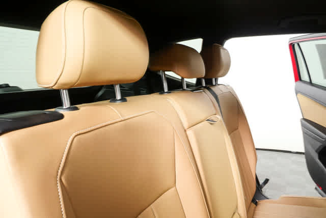 Certified 2023 Volkswagen Tiguan SE FWD image 23