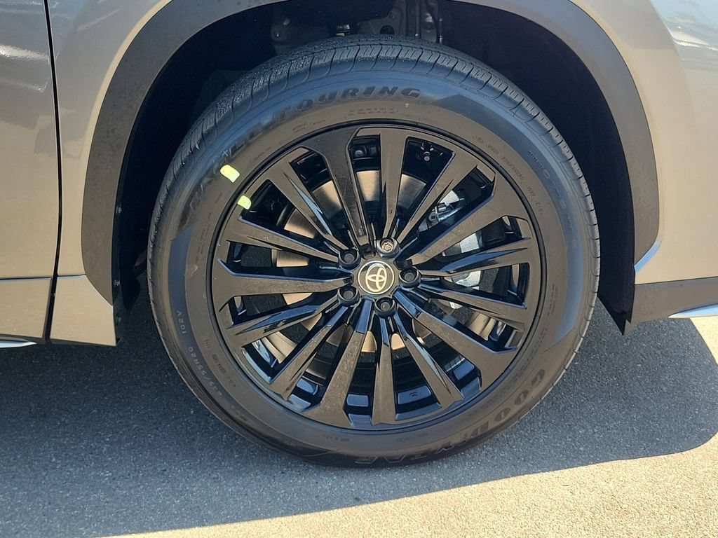 New 2026 Toyota Highlander XSE AWD/4WD image 5
