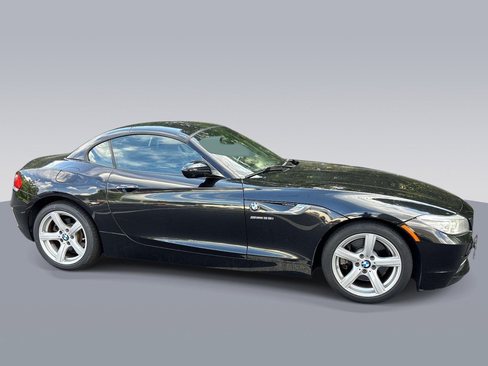 Used 2015 BMW Z4 sDrive28i RWD image 2