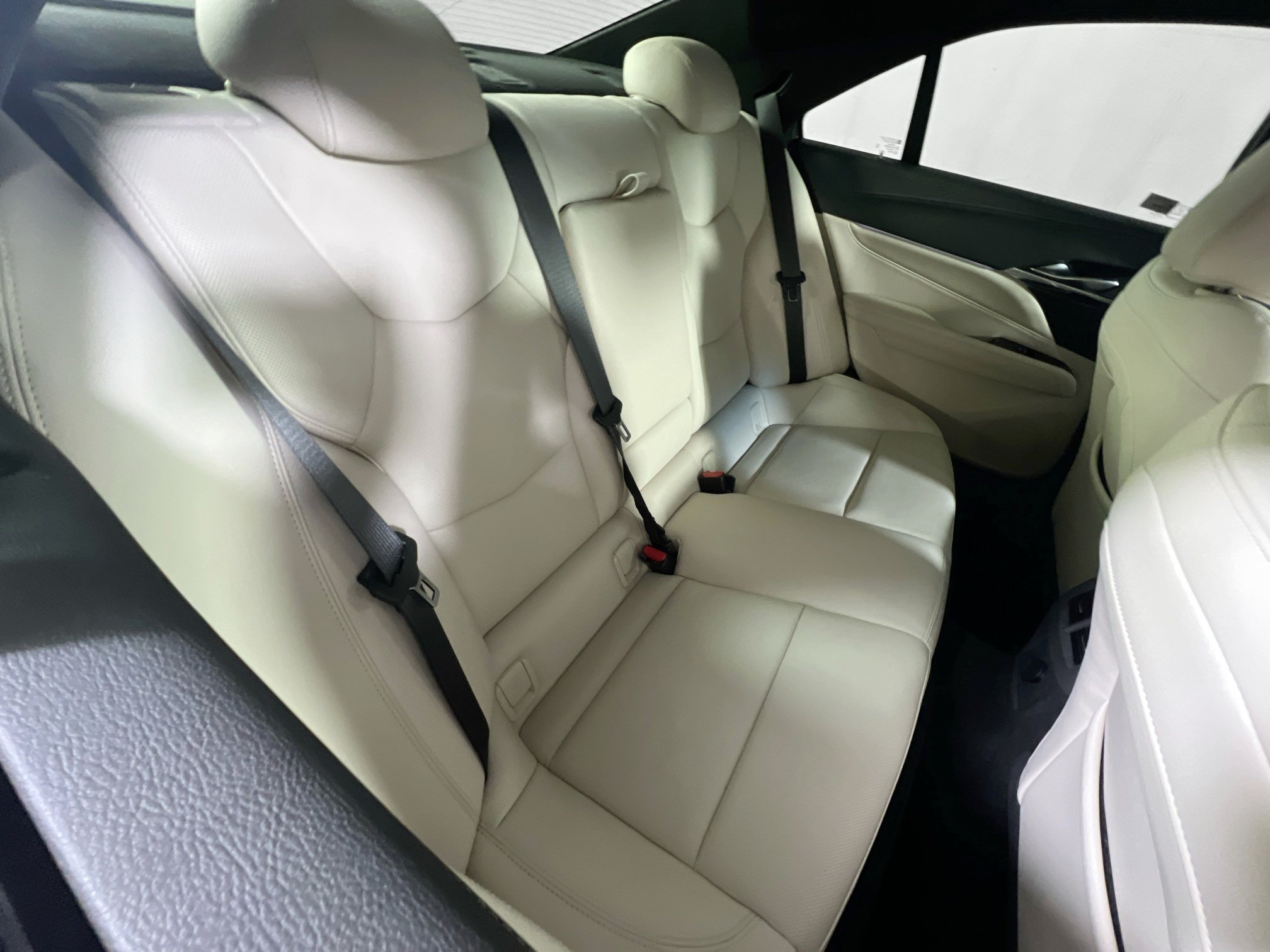 Used 2020 Cadillac CT4 Premium Luxury RWD image 24