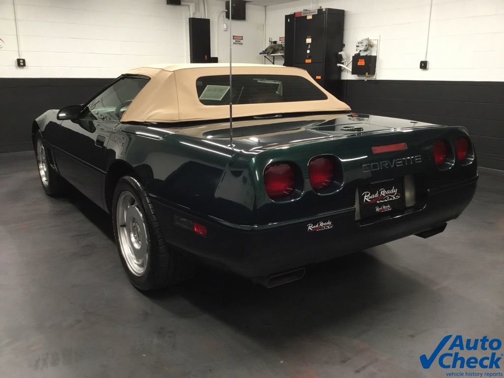 Used 1995 Chevrolet Corvette Convertible RWD image 19