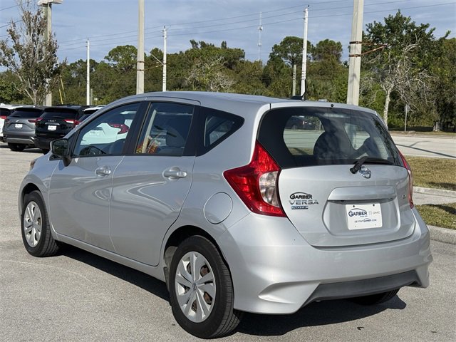 Used 2017 Nissan Versa Note SV image 2