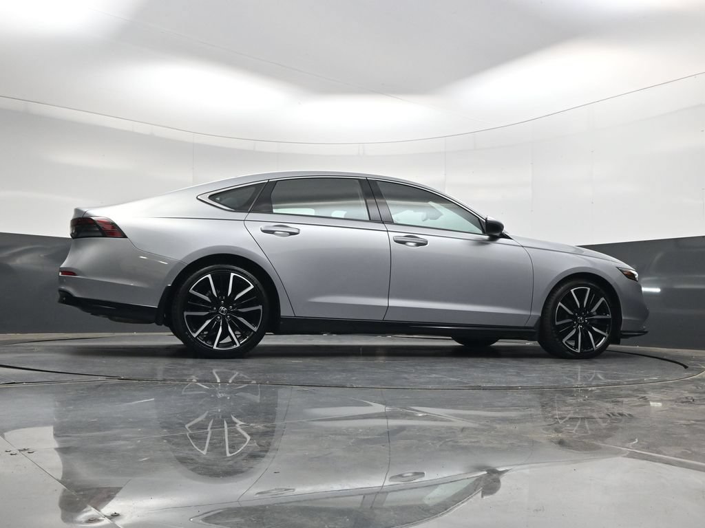 Used 2025 Honda Accord Touring image 38