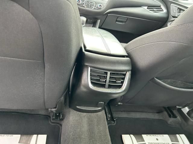 Used 2024 Chevrolet Malibu LT FWD image 15