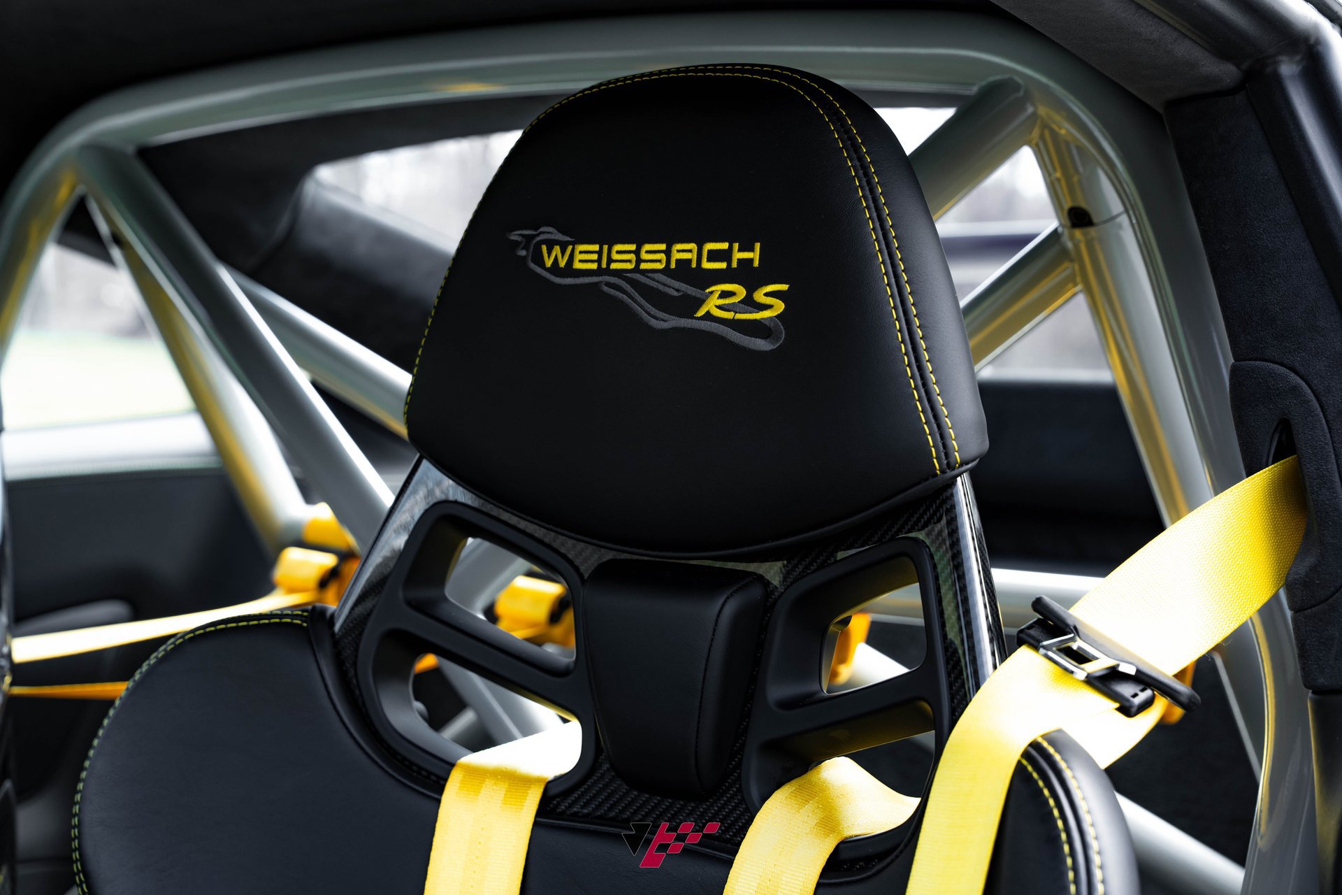 Used 2018 Porsche 911 GT2 RS image 26