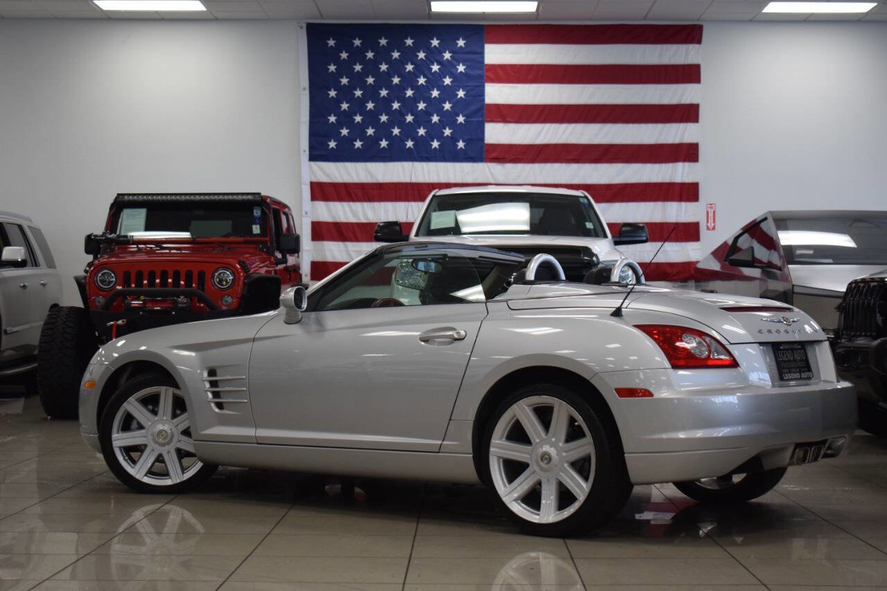 Used 2008 Chrysler Crossfire Limited image 17