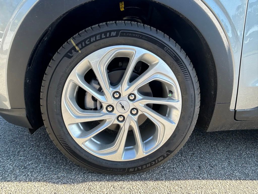 New 2027 Chevrolet Bolt LT w/ Comfort Package image 10