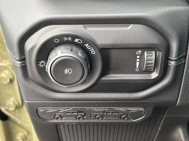 New 2026 Jeep Wrangler Unlimited Rubicon AWD/4WD image 26