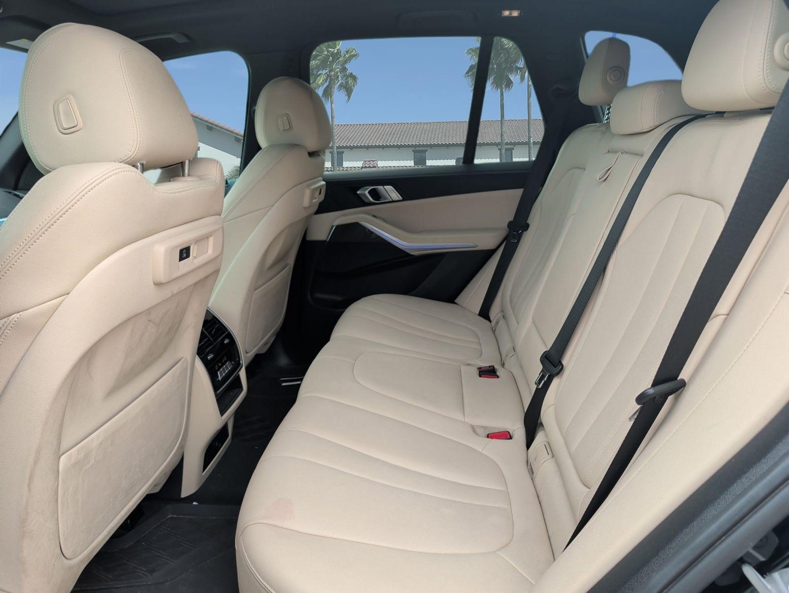 Used 2022 BMW X5 sDrive40i w/ Premium Package RWD image 23