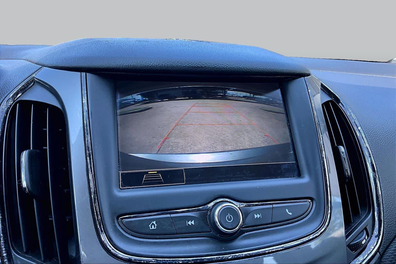 Used 2019 Chevrolet Cruze LT w/ Convenience Package FWD image 27