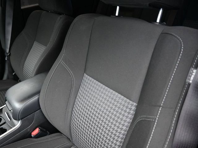 Used 2022 Dodge Charger SXT w/ Cold Weather Package image 18