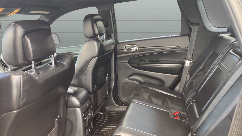 Used 2015 Jeep Grand Cherokee Altitude AWD/4WD image 24