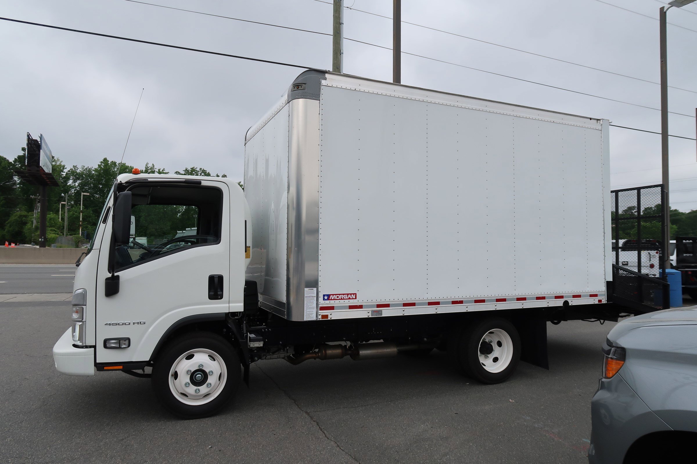 Used 2025 Chevrolet Low Cab Forward RWD image 8