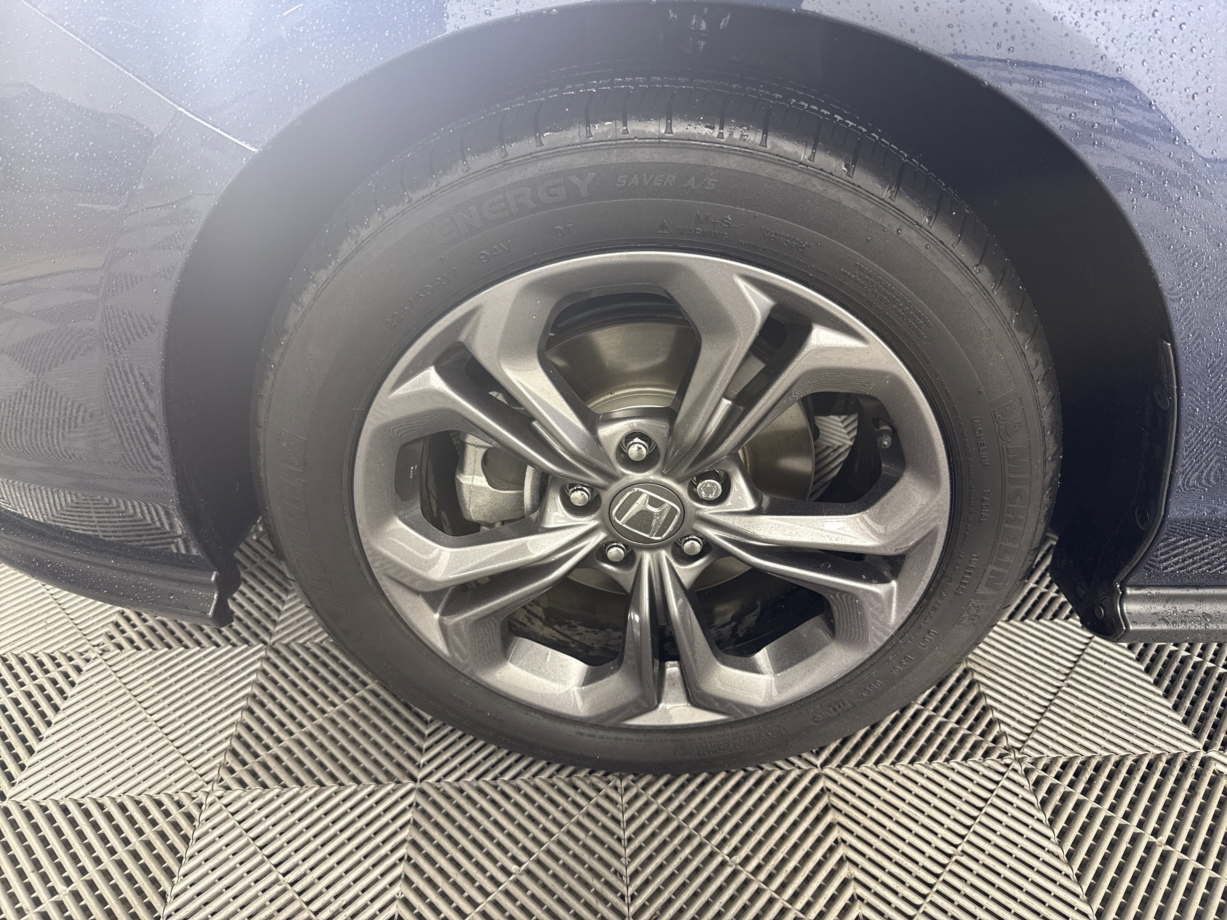 Certified 2023 Honda Accord EX image 11