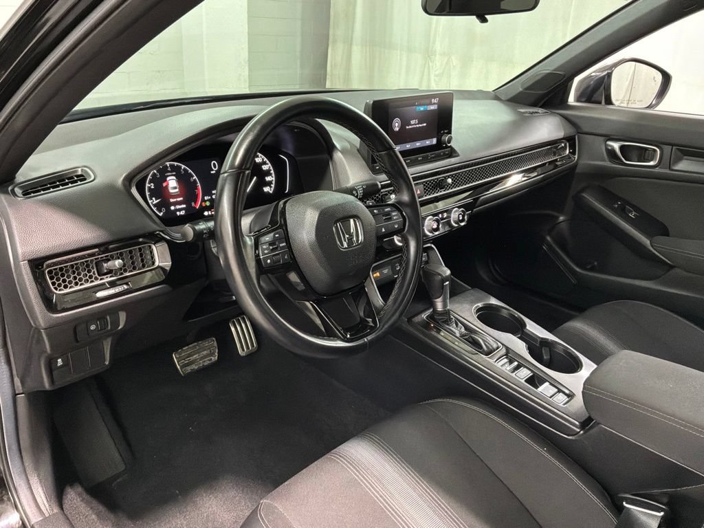Used 2025 Honda Civic Sport image 17
