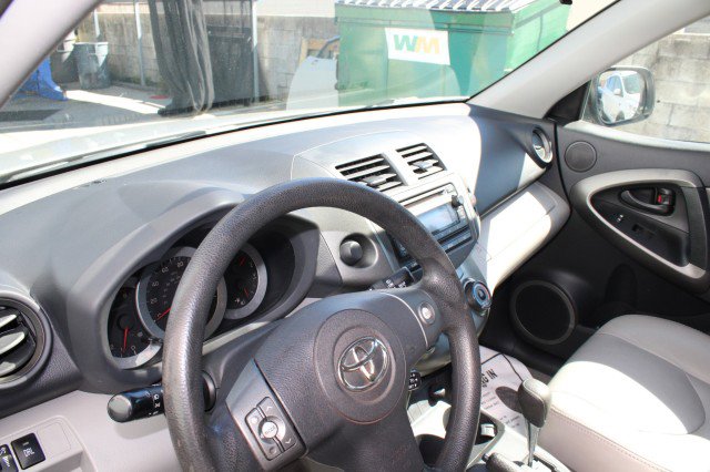 Used 2012 Toyota RAV4 FWD w/ Value Pkg image 20