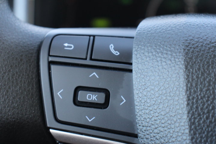 Used 2025 Toyota Camry LE AWD/4WD image 23