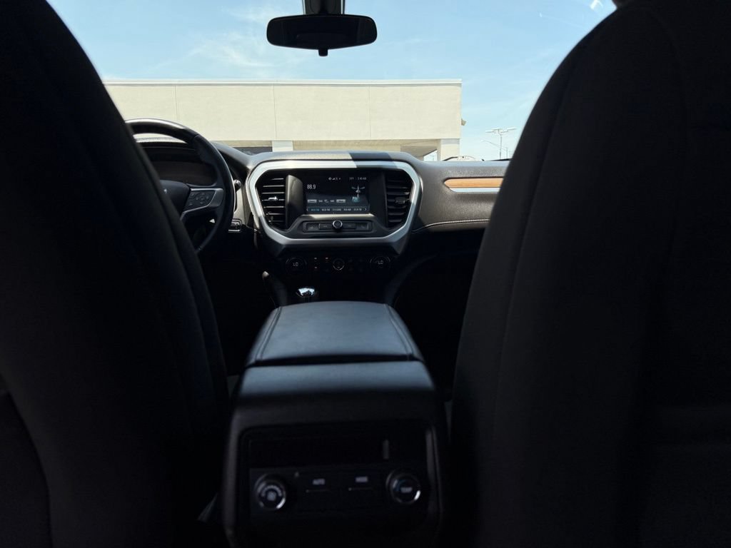 Used 2019 GMC Acadia SLE FWD image 23
