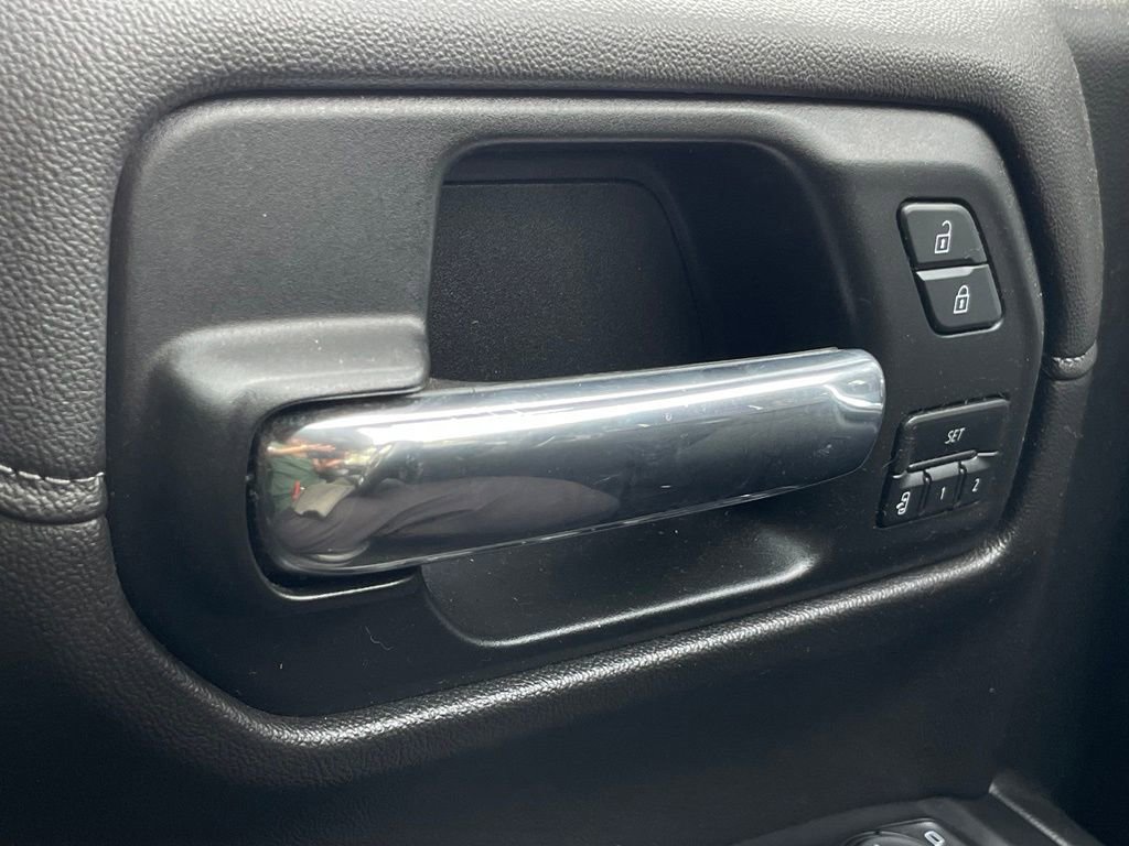 Used 2019 GMC Sierra 1500 Denali w/ Denali Ultimate Package AWD/4WD image 12