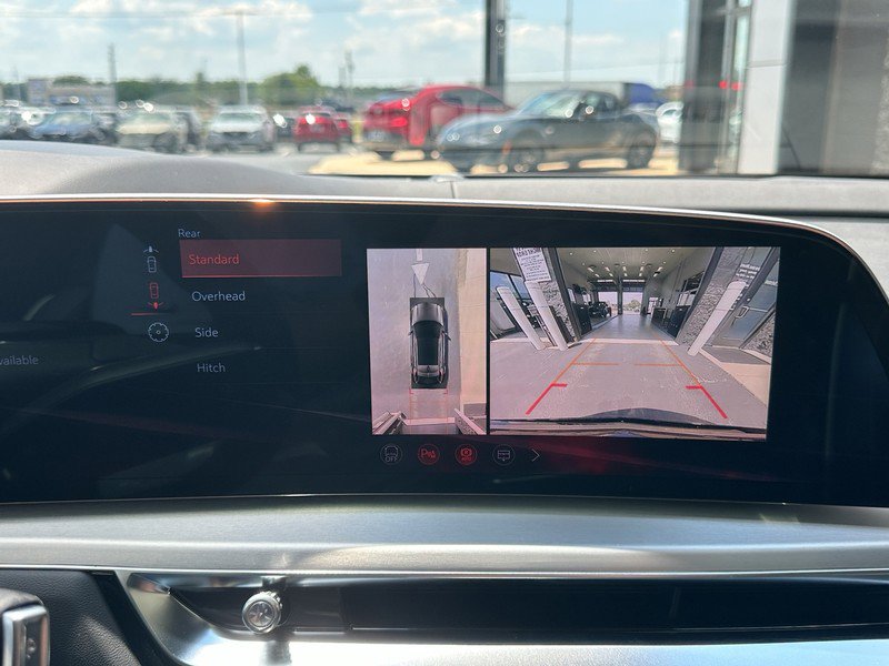 New 2026 Cadillac Lyriq V image 26