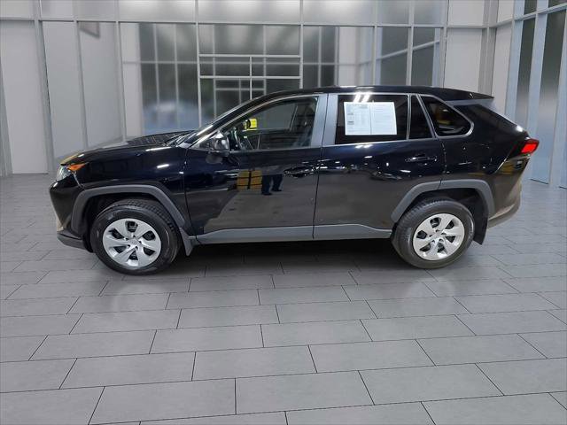 Certified 2022 Toyota RAV4 LE image 5