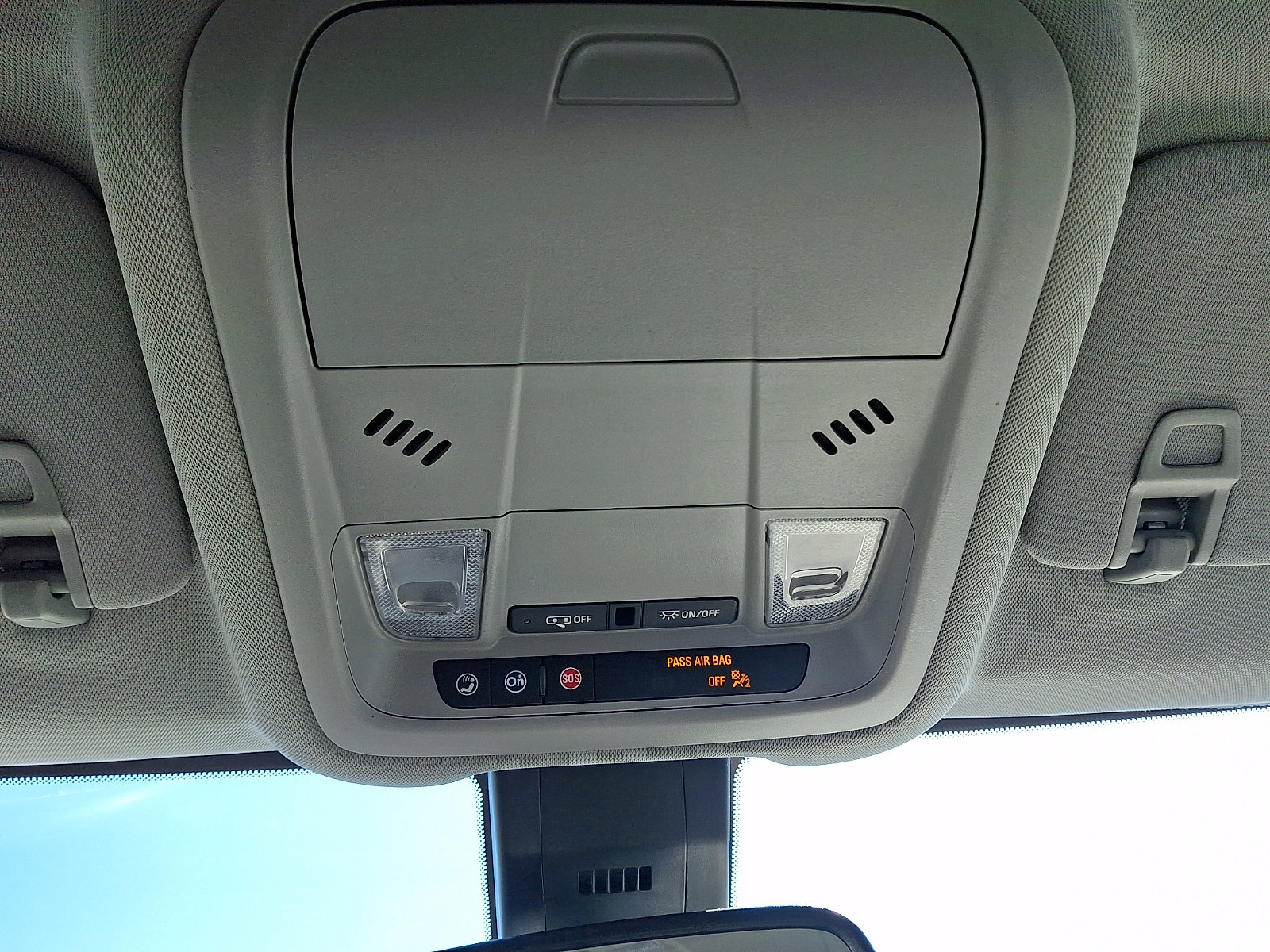 Used 2020 GMC Terrain SLE w/ Driver Convenience Package image 29