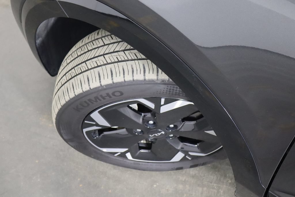 Used 2023 Kia Niro Wind FWD image 47