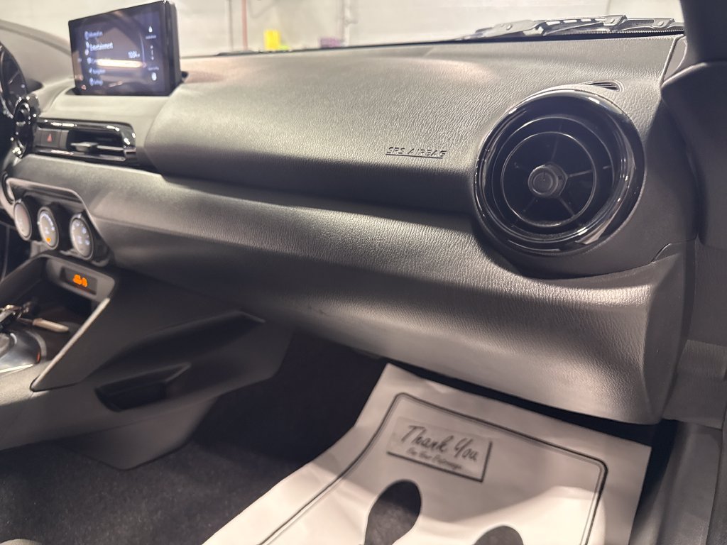 Used 2024 MAZDA MX-5 Miata Sport RWD image 33