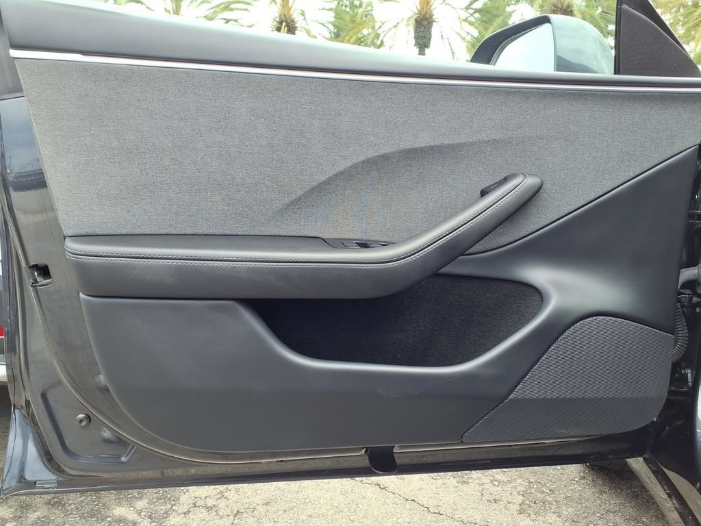 Used 2025 Tesla Model 3 Long Range RWD image 21