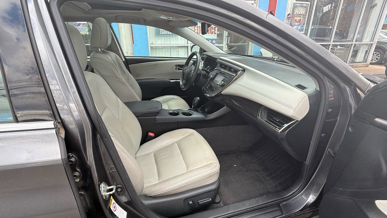 Used 2013 Toyota Avalon XLE Touring image 37