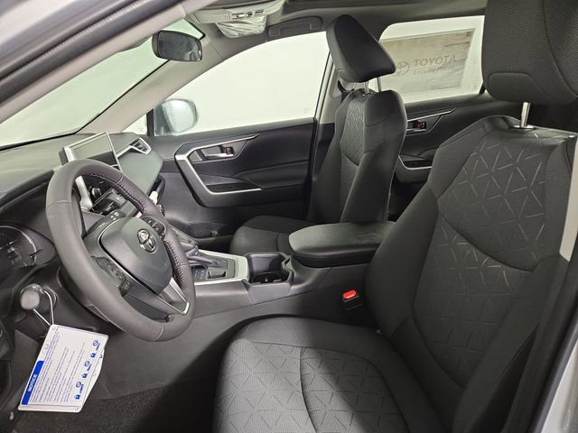 New 2025 Toyota RAV4 XLE image 15