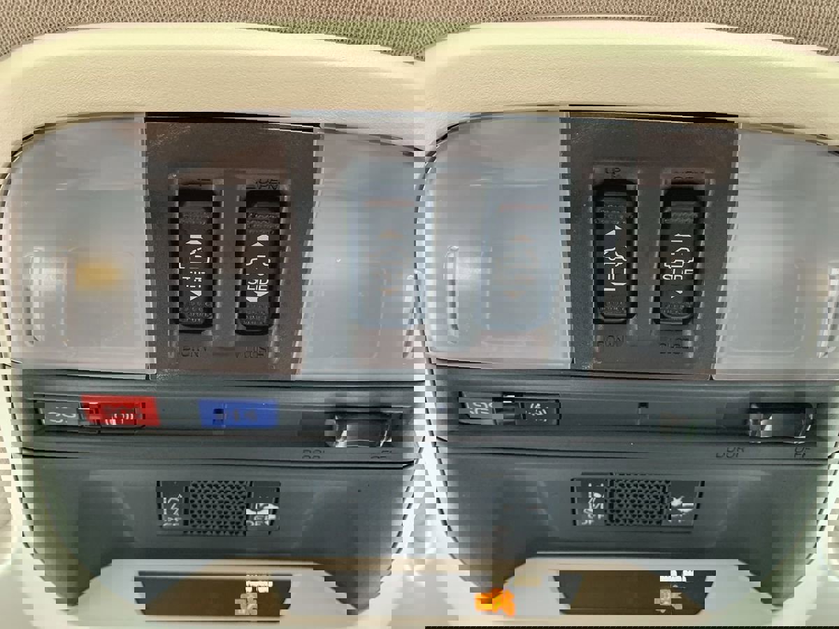 Used 2022 Subaru Crosstrek 2.5i Sport w/ Moonroof Package image 28