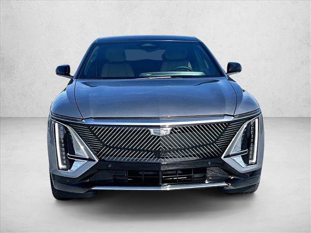 Certified 2025 Cadillac Lyriq Luxury image 3