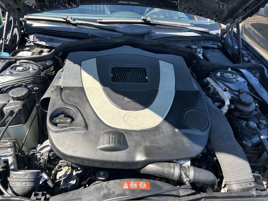 Used 2009 Mercedes-Benz SL 550 image 15