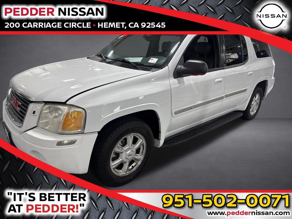 Used 2004 GMC Envoy XUV SLT RWD image 1