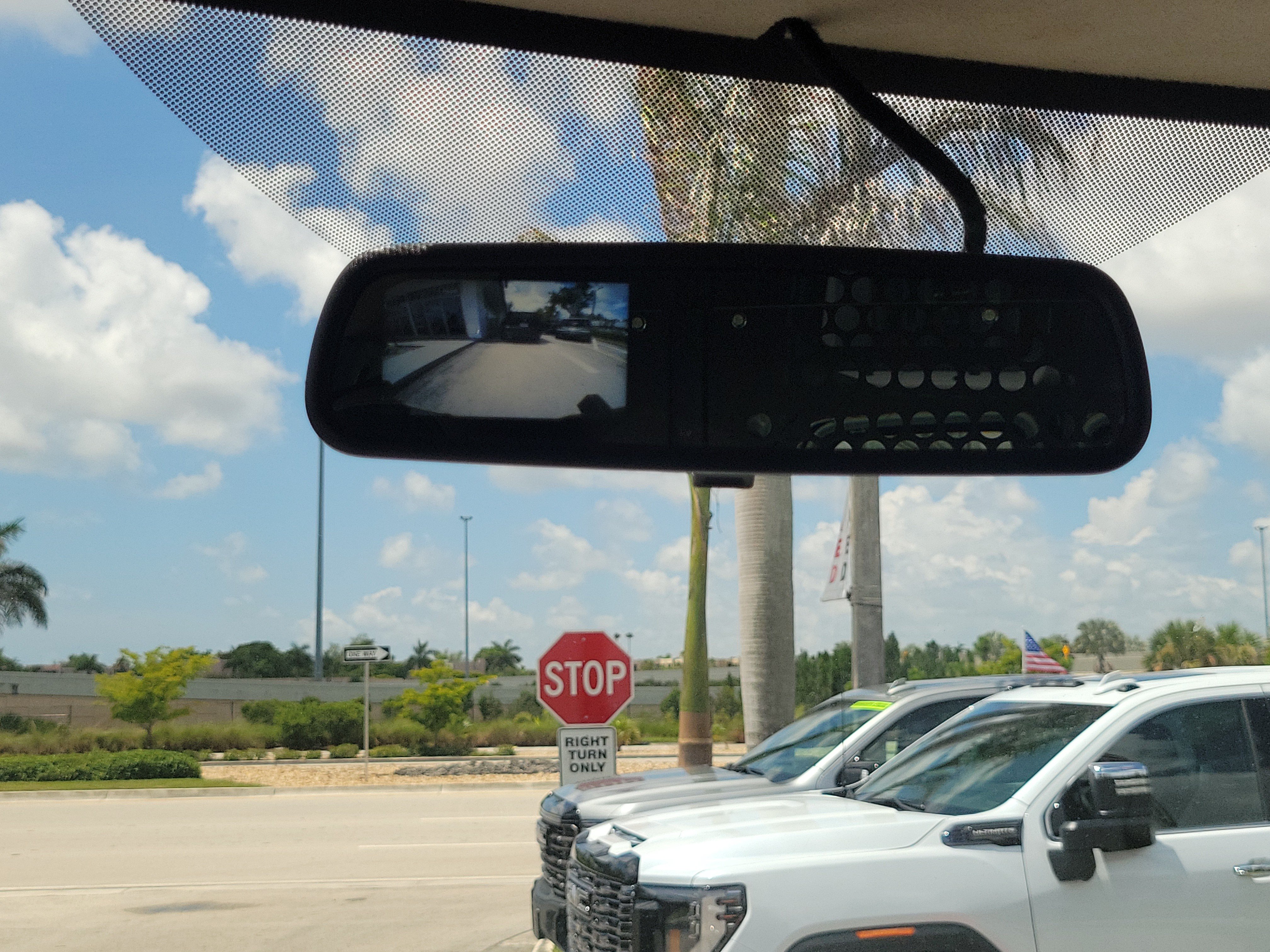 Used 2025 GMC Savana 2500 w/ Driver Convenience Package RWD image 9
