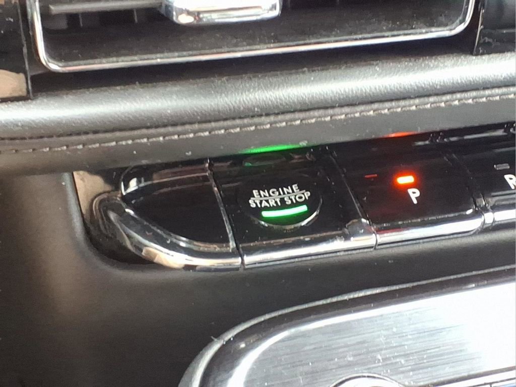 Used 2022 Lincoln Nautilus AWD image 11